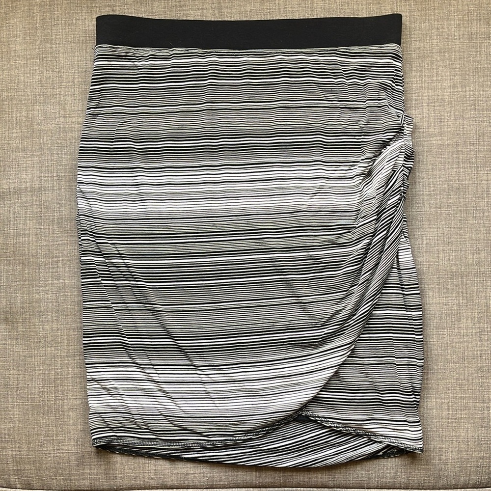 Orb Soft Midi Wrap Skirt Black and White Rutched Hippy M